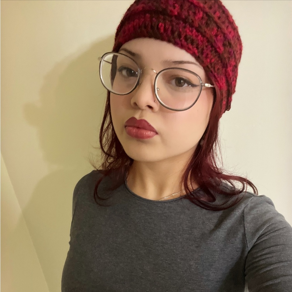 Meet your Posher, Laura